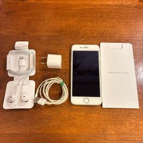 iPhone8 64GB 付属品付き