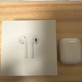 Apple AirPods 第一世代