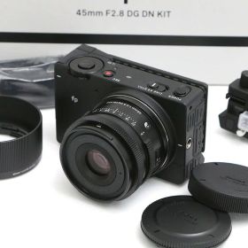 【中古】【美品】シグマ SIGMA fp 45mm F2.8 DG DN Contemporary キット CA01-B6069-3U6 シグマ SIGMA ミラーレス ライカLマウント フルサイズ 4K対応