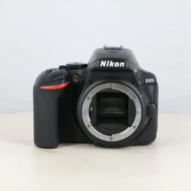 【中古】 (ニコン) Nikon D5600 ボディ【中古カメラ デジタル一眼】 ランク：AB