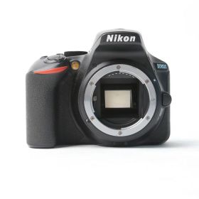 【中古】 (ニコン) Nikon D5600 ボデイ【中古カメラ デジタル一眼】 ランク：AB