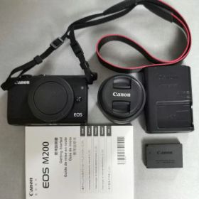 Canon EOS M200 本体 ブラック + レンズ15-45mm