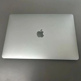 【Apple】MacBook Air（M1, 2020）/A2337 ［M1 / 8GB / SSD 256GB / macOS］