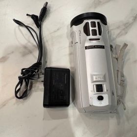 (ジャンク品)Panasonic HC-VX992M 4Kビデオカメラ