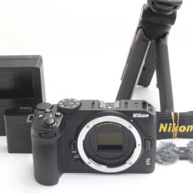 AA (極上美品) NIkon ニコン Z30 ボディ シャッター回数4537回 初期不良返品無料 6-12