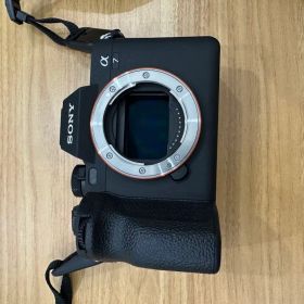 ほぼ新品 SONYミラーレスー眼カメラ a7IV （ILCE_7M4）