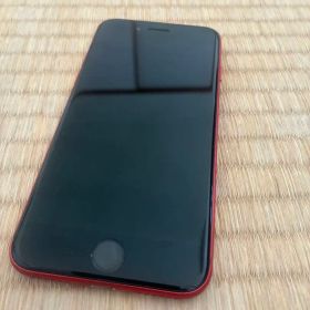 Apple iPhone SE 赤