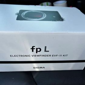 新品！SIGMA fp L EVF-11キット ※撮影の為の開梱のみ