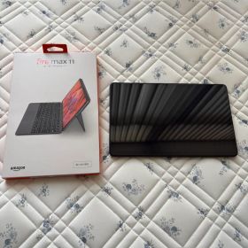 【美品】Fire Max 11 128GB 2Kディスプレイ 純正キーボード