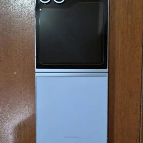 Samsung Galaxy Z Flip6 ブルー 本体 SIMフリー