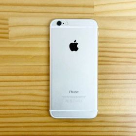 Apple iPhone 6 本体 シルバー