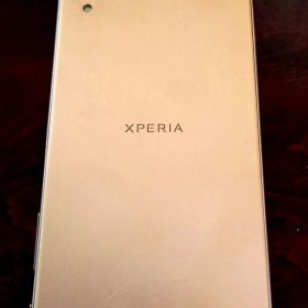 Sony Xperia SOV33 本体 ゴールド