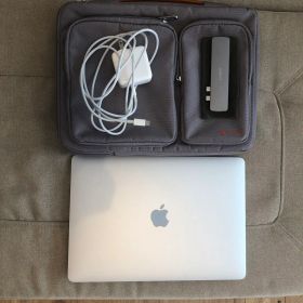 MacBook Air 2020 付属品多数！