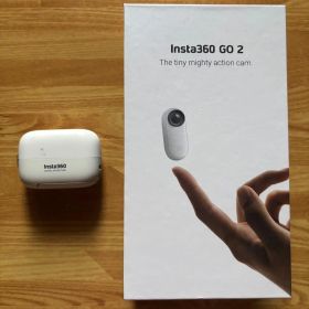 Insta360 GO 2 【64GB】 アクションカメラ インスタ