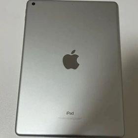 Apple iPad 第6世代 シルバー 32GB
