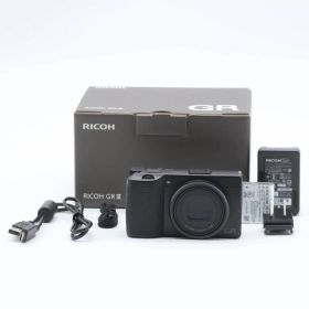 ショット数3886 RICOH GR III コンデジ リコー GR3
