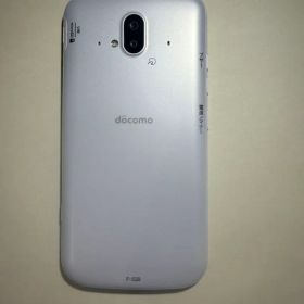 docomo らくらくスマートフォン F-52B 本体 ホワイト