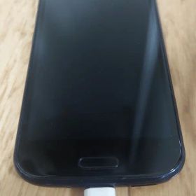 docomo らくらくスマートフォン F-52B 本体