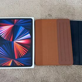 Apple 12.9インチ iPad Pro 第5世代 1TB Wi-Fi