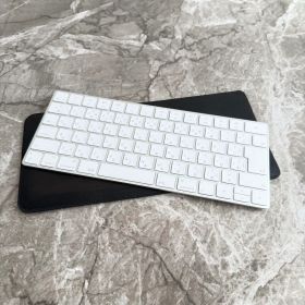 【美品即日】Apple Magic Keyboard MLA22J/A