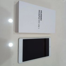 HUAWEI MediaPad M3 Lite s 本体