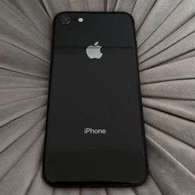 Apple iPhone 8 本体 スペースグレイ 256G