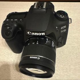 Canon EOS90D 本体とレンズ