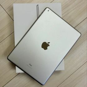 2021 Apple 10.2インチiPad （Wi-Fi, 64GB）