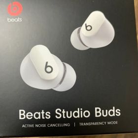 Beats Studio Buds ワイヤレスノイズキャンセリングイヤフォン