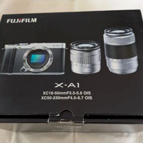 FUJIFILM ミラーレス一眼レフ デジタルカメラ X-A1 レンズ2本セット