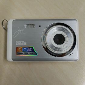 デジタルカメラJOY510FESWH+2GBメモリカード 21MP 4倍ズーム