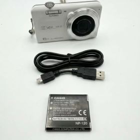 中古 CASIO デジタルカメラ EXILIM EX-ZS26WE 広角26mm 光学6倍ズーム 1610万画素 ホワイト カメラ デジカメ 入学式 入園式 卒業式 卒園式 歓迎会 送迎会 自撮り セルフィー 花見 旅行 ブラブラ 思い出 想い出 日常 Vlog カメラ男子 カメラ女子