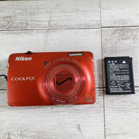 Nikon COOLPIX S6300 レッド 本体とバッテリー