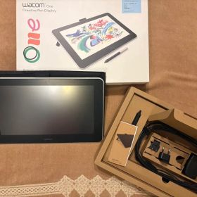 Wacom One Creative Pen Display 本体