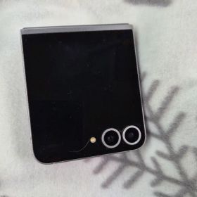 Samsung Galaxy Z Flip6 本体 ギャラクシー