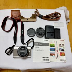 Canon EOS M100 本体 シルバー レンズ2本・カメラカバー付き
