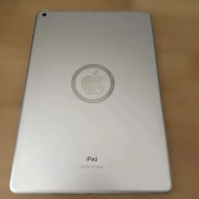 iPad 第8世代