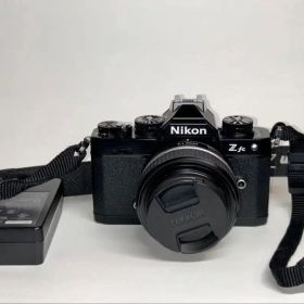 ニコン Nikon Zfc カメラ&レンズ