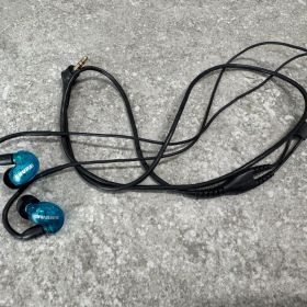 SHURE SE215 有線イヤホン 本体