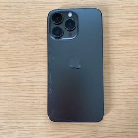 Apple iPhone 13 Pro 本体 背面ヒビあり