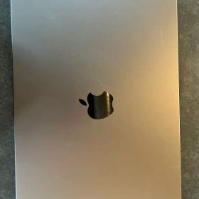 MacBook Air M2 13.6インチ 8GB 256GB スペースグレイ