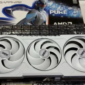 ほぼ未使用 Radeon RX9070XT OCグラフィックボード