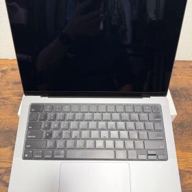 MacBook Pro 14 M3 1TB 16GB USキーボード 美品