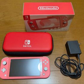 【中古品】Nintendo Switch light コーラル