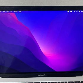 MacBook Pro 2016 13inch 8GB 256GB. 電池80%
