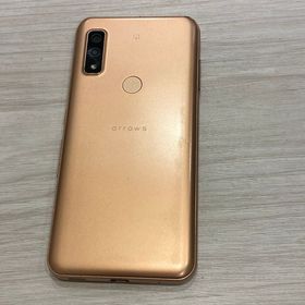 モバイチ☆arrows We FCG01 UQmobile 〇 64GB 電池良好★画面良好