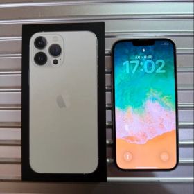 Apple iPhone 13 Pro max 本体