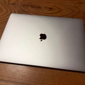Apple MacBook Pro 16インチ 2019 16GB 512GB