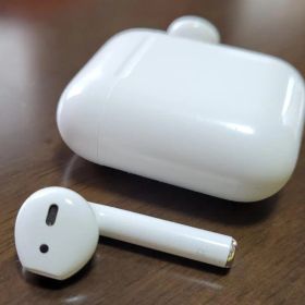 AirPods 第1世代 / ジャンク / 修理前提 / 部品取り