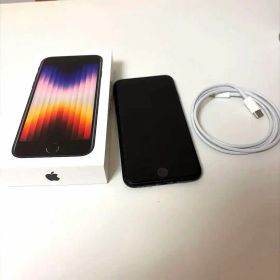iPhone SE (第3世代) ミッドナイト 64GB